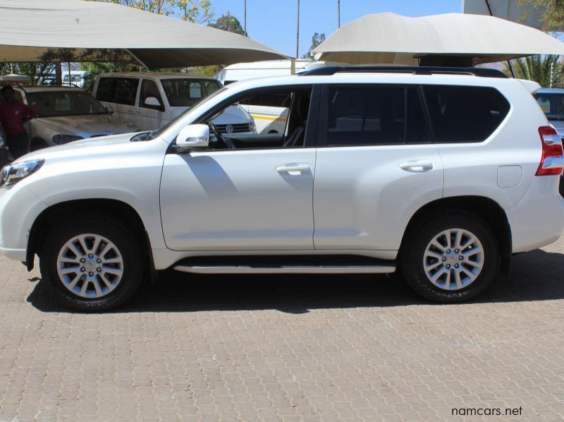 2015 Toyota Toyota Prado 4.0 VX pictures
