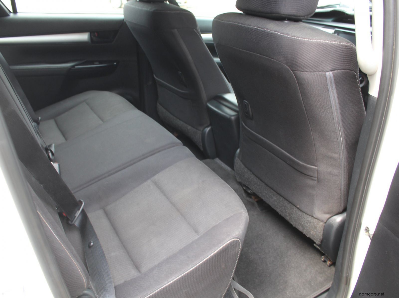 2025 Toyota Hilux 2.4GD6 pictures