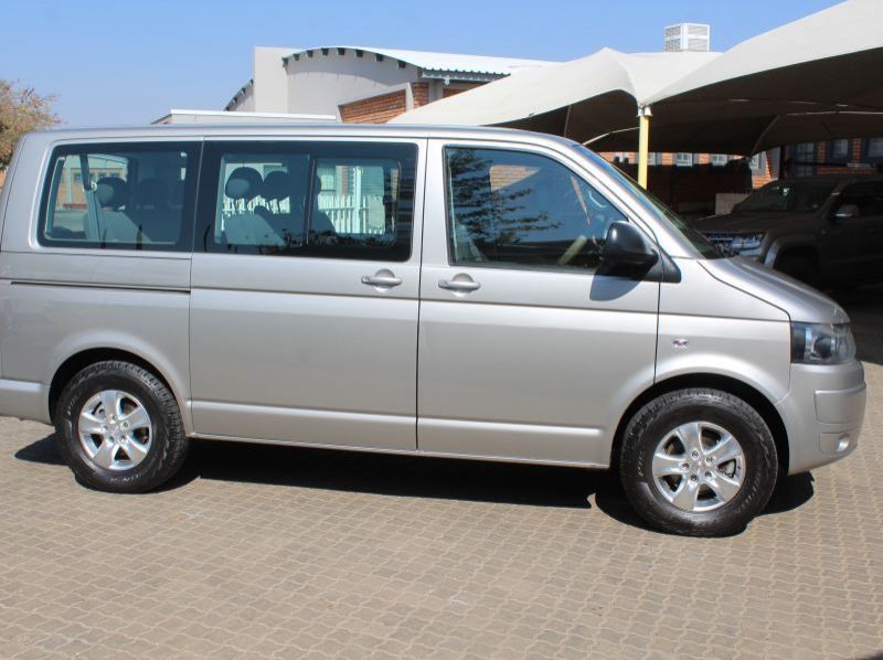 2012 Volkswagen KOMBI 2.0TDI 75KW BASE pictures