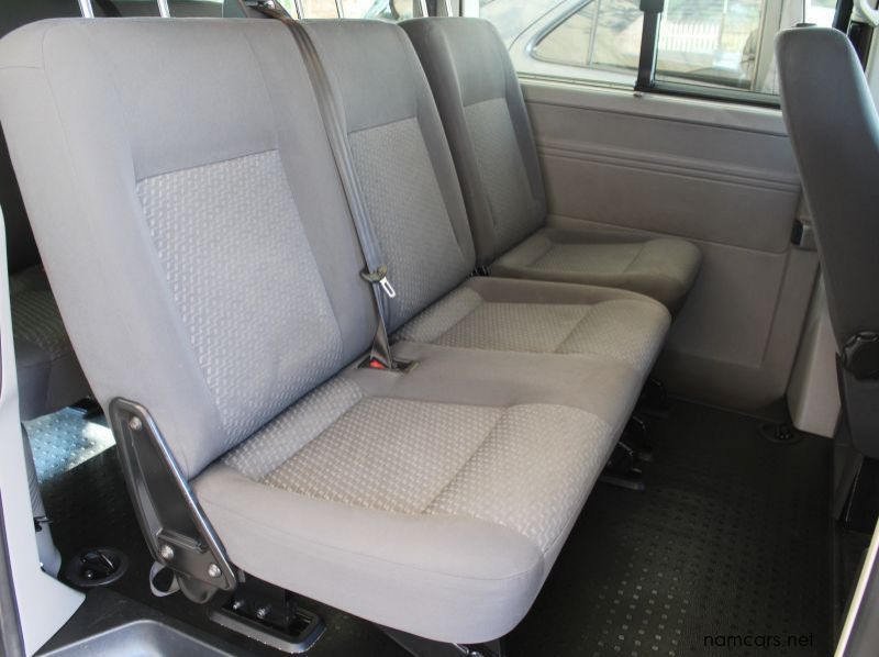 2012 Volkswagen KOMBI 2.0TDI 75KW BASE pictures