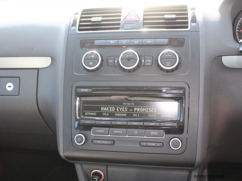 2013 Volkswagen TOURAN 2.0TDI DSG TRENDLINE pictures