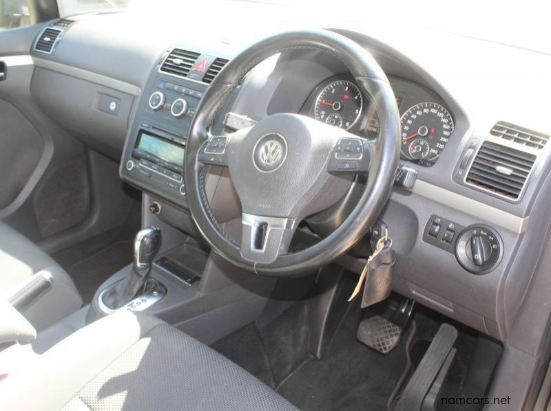 2013 Volkswagen TOURAN 2.0TDI DSG TRENDLINE pictures