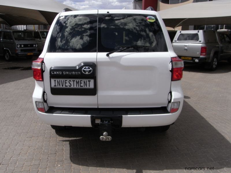 2016 Toyota Land cruiser 200 series pictures