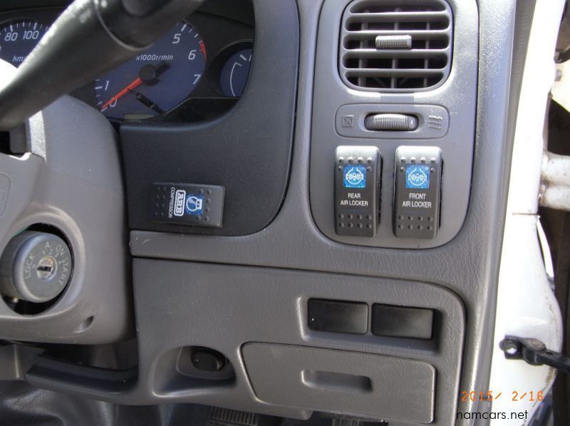 2013 Nissan V8 special Built pictures