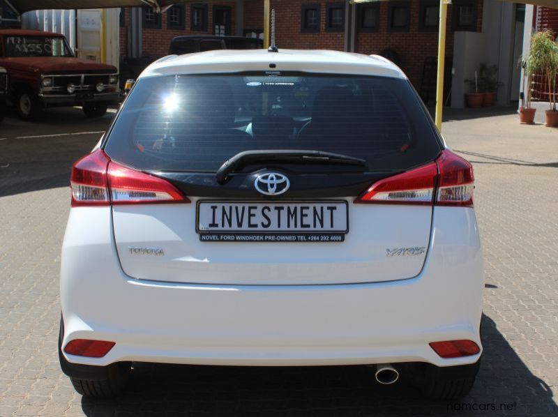 2019 Toyota YARIS 1.5 XI pictures