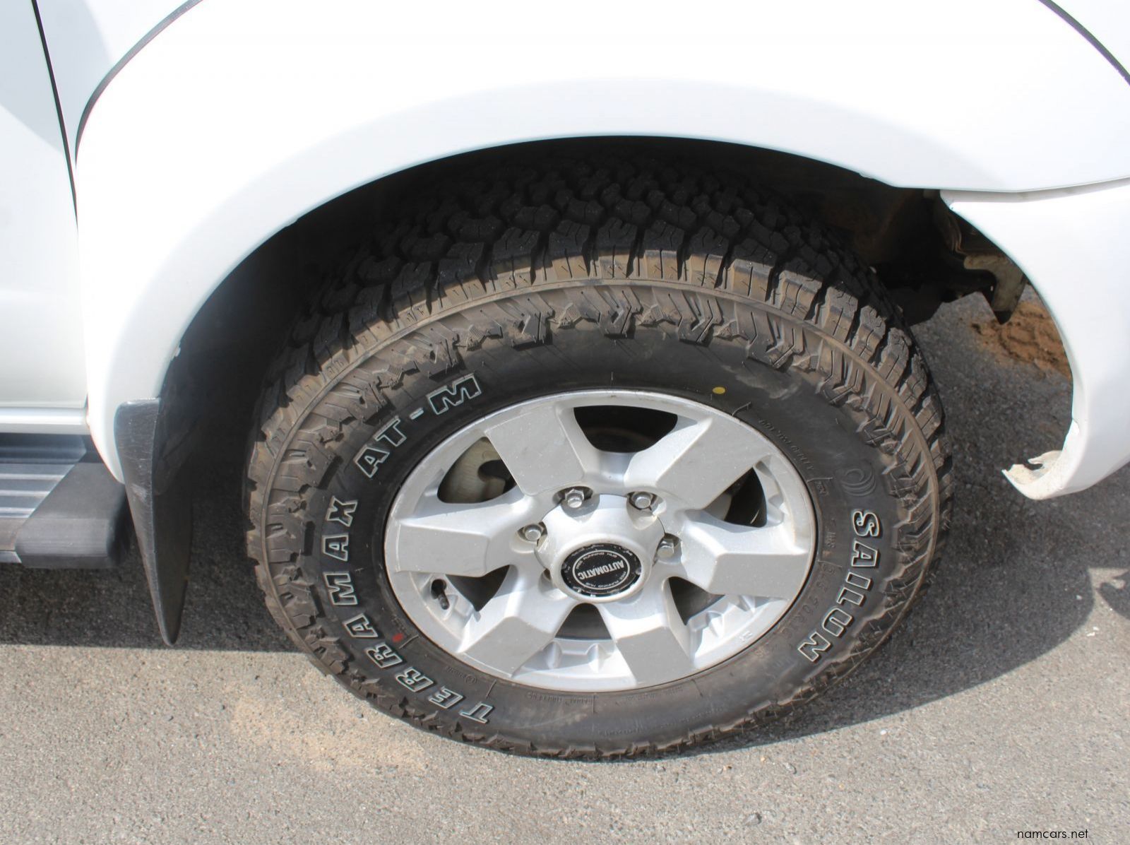 2018 Nissan NP300 2.5 TDI D cab 4x4 pictures