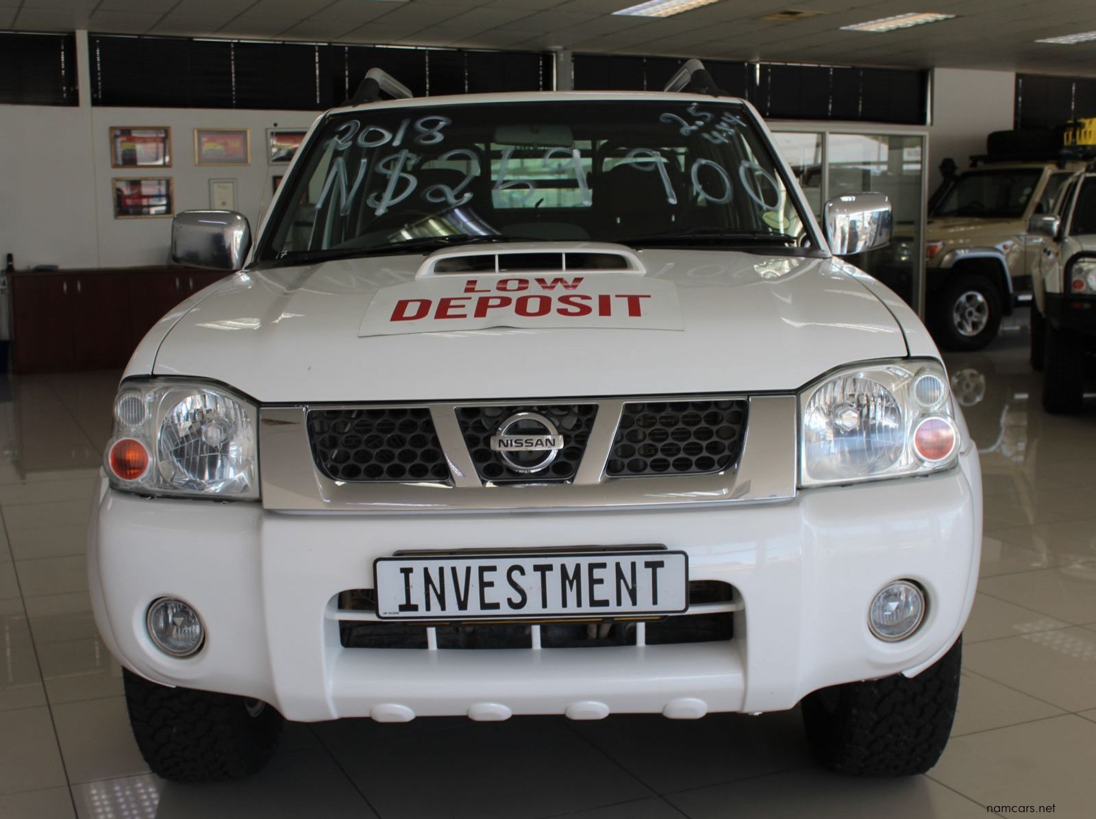 2018 Nissan NP300 2.5 TDI D cab 4x4 pictures