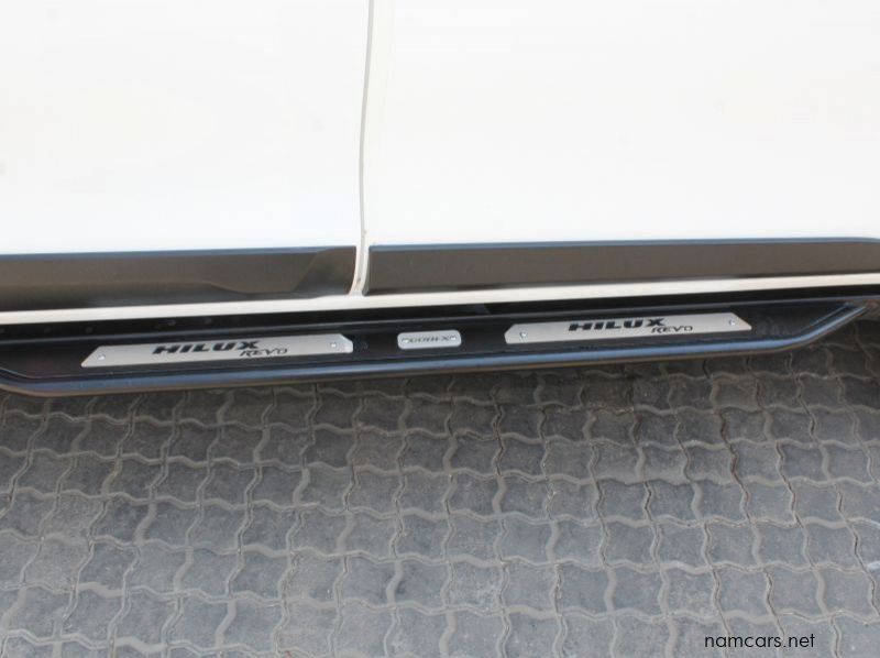 2019 Toyota Hilux Legend 50 Dcab pictures