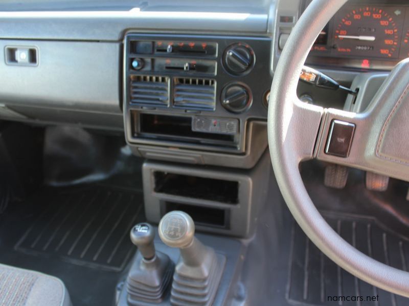 1992 Mazda B2600 Drifter 4x4 pictures