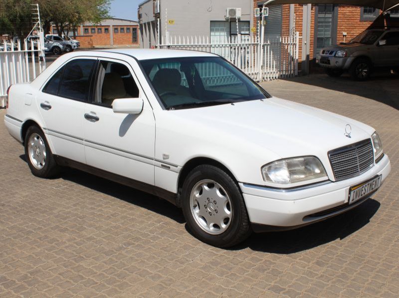 1996 Mercedes-Benz C250 D pictures