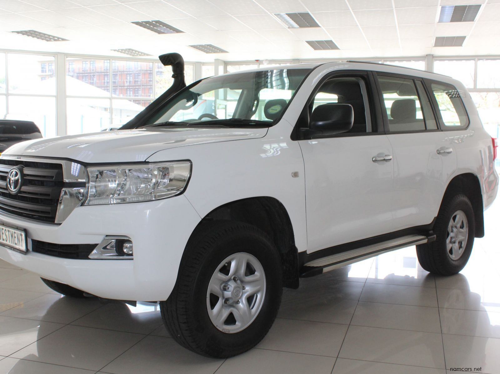 2017 Toyota GX-R 200 Series Land cruiser V8 pictures