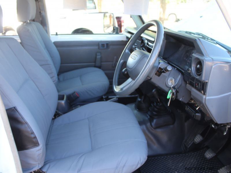 2007 Toyota LANDCRUISER 4.5 EFI D/C 4X4 pictures