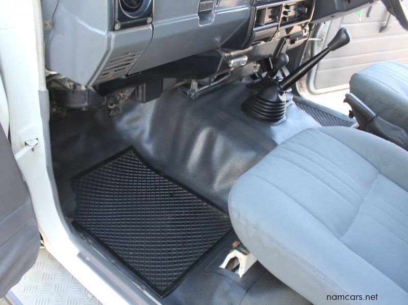 2007 Toyota LANDCRUISER 4.5 EFI D/C 4X4 pictures