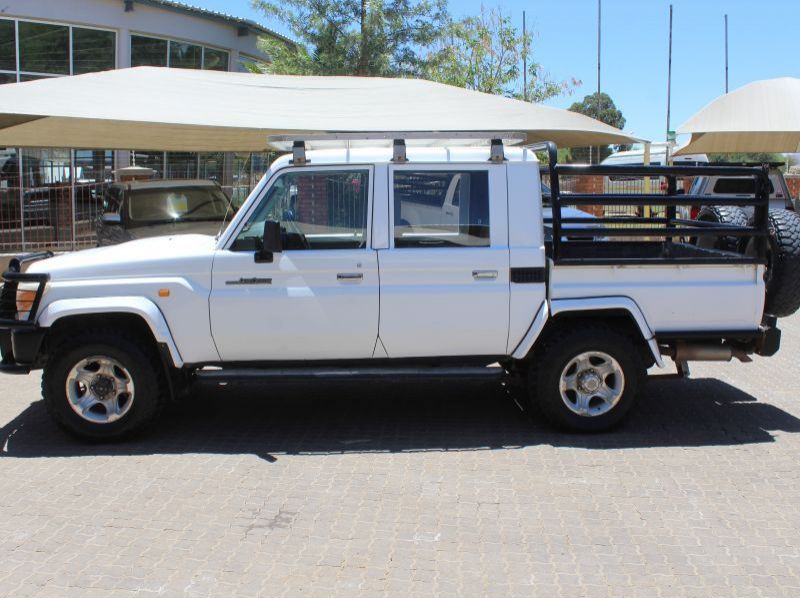 2007 Toyota LANDCRUISER 4.5 EFI D/C 4X4 pictures