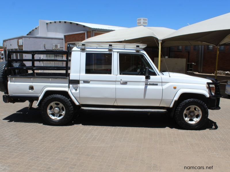 2007 Toyota LANDCRUISER 4.5 EFI D/C 4X4 pictures