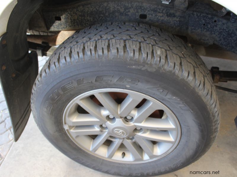 2015 Toyota Hilux 3.0 D4D Legend 45 4x4 pictures