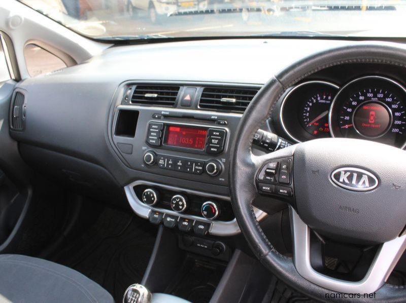 2012 Kia Rio 1.4 EX pictures