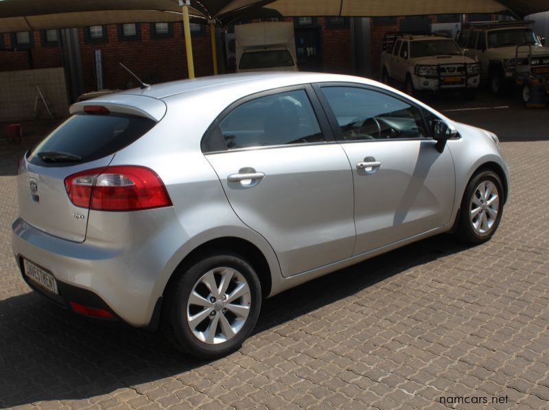 2012 Kia Rio 1.4 EX pictures
