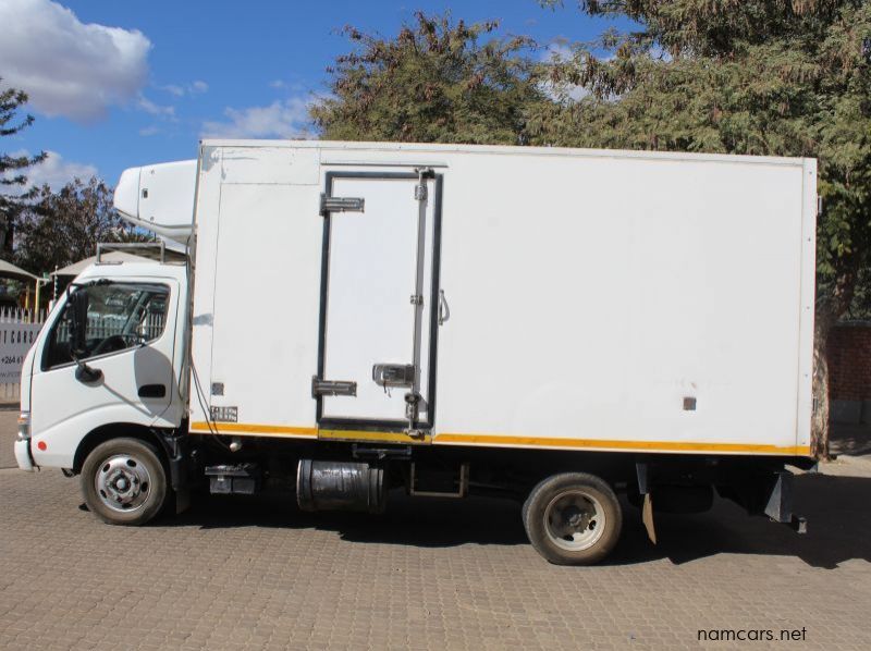 2014 Hino HINO 300 COOLER TRUCK pictures