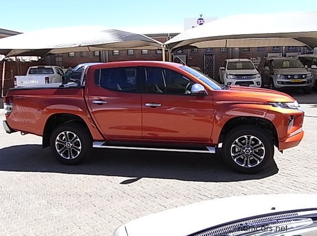 2019 Mitsubishi Triton 2.4 DiD D Cab pictures
