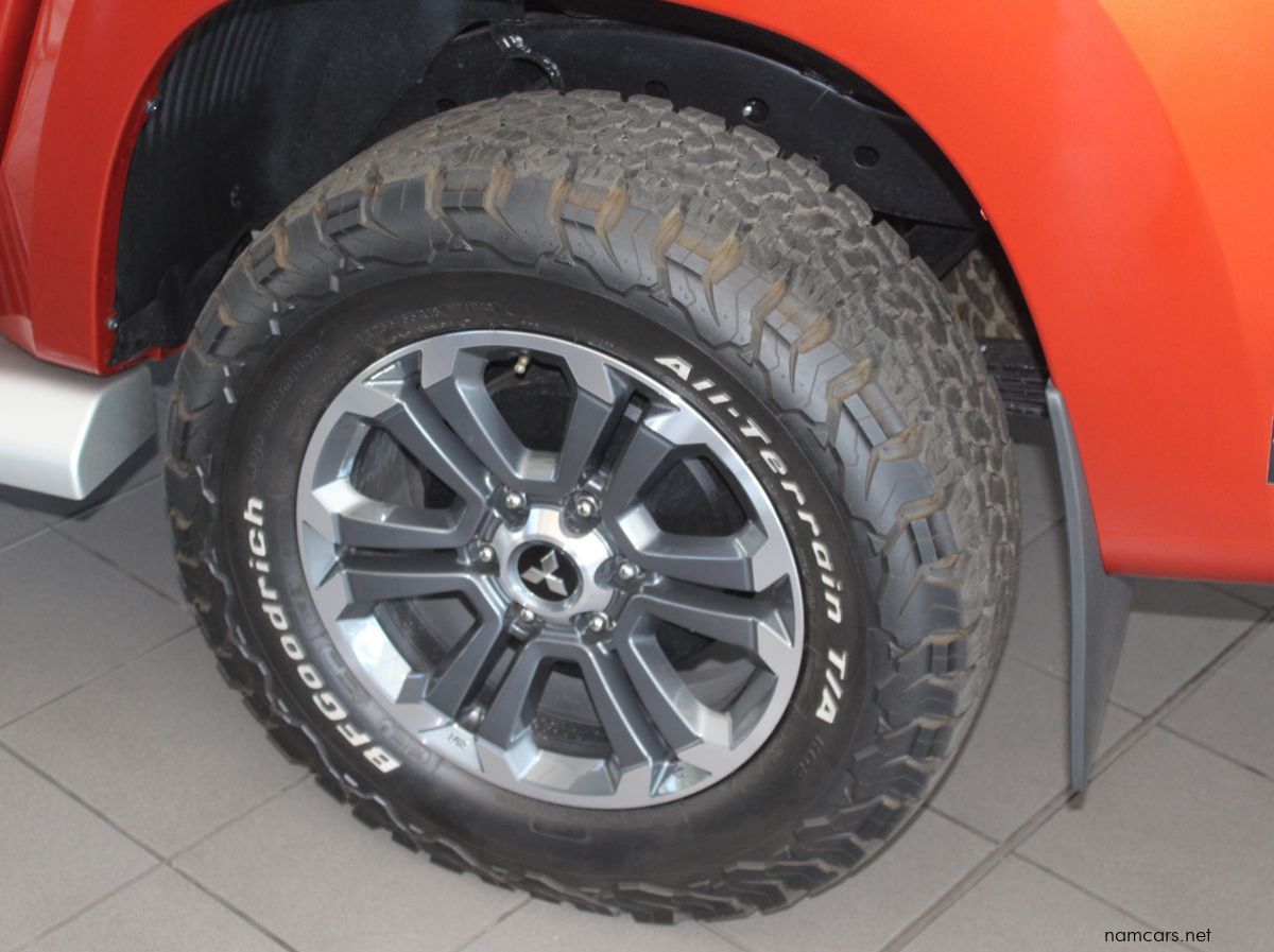 2019 Mitsubishi Triton 2.4 DiD D Cab pictures