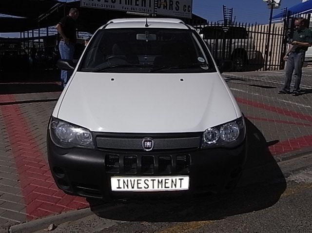 2010 Fiat Strada pictures