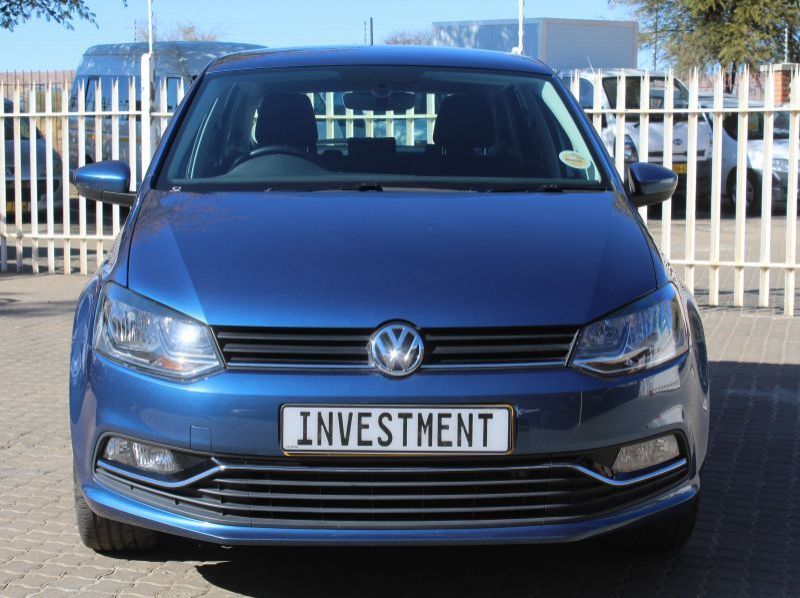 2017 Volkswagen Polo Tsi Hiline DSG pictures