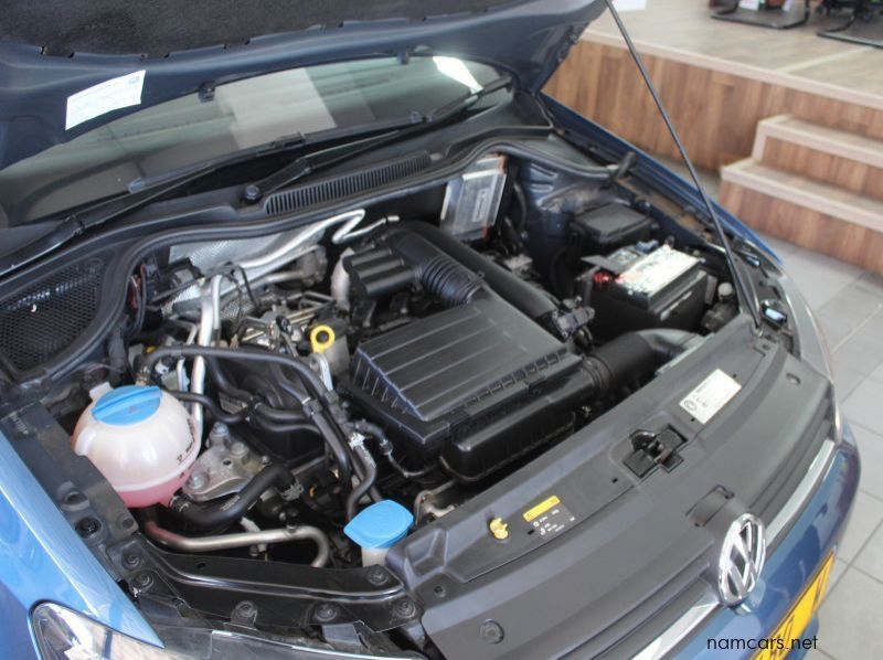 2017 Volkswagen Polo Tsi Hiline DSG pictures