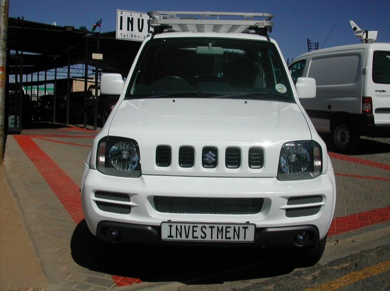 2011 Suzuki Jimny pictures