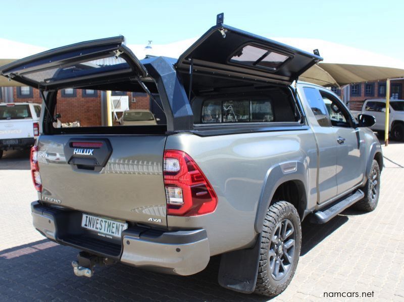 2021 Toyota HILUX 2.8GD6 A/T CLUBCAB 4X4 LEGEND pictures