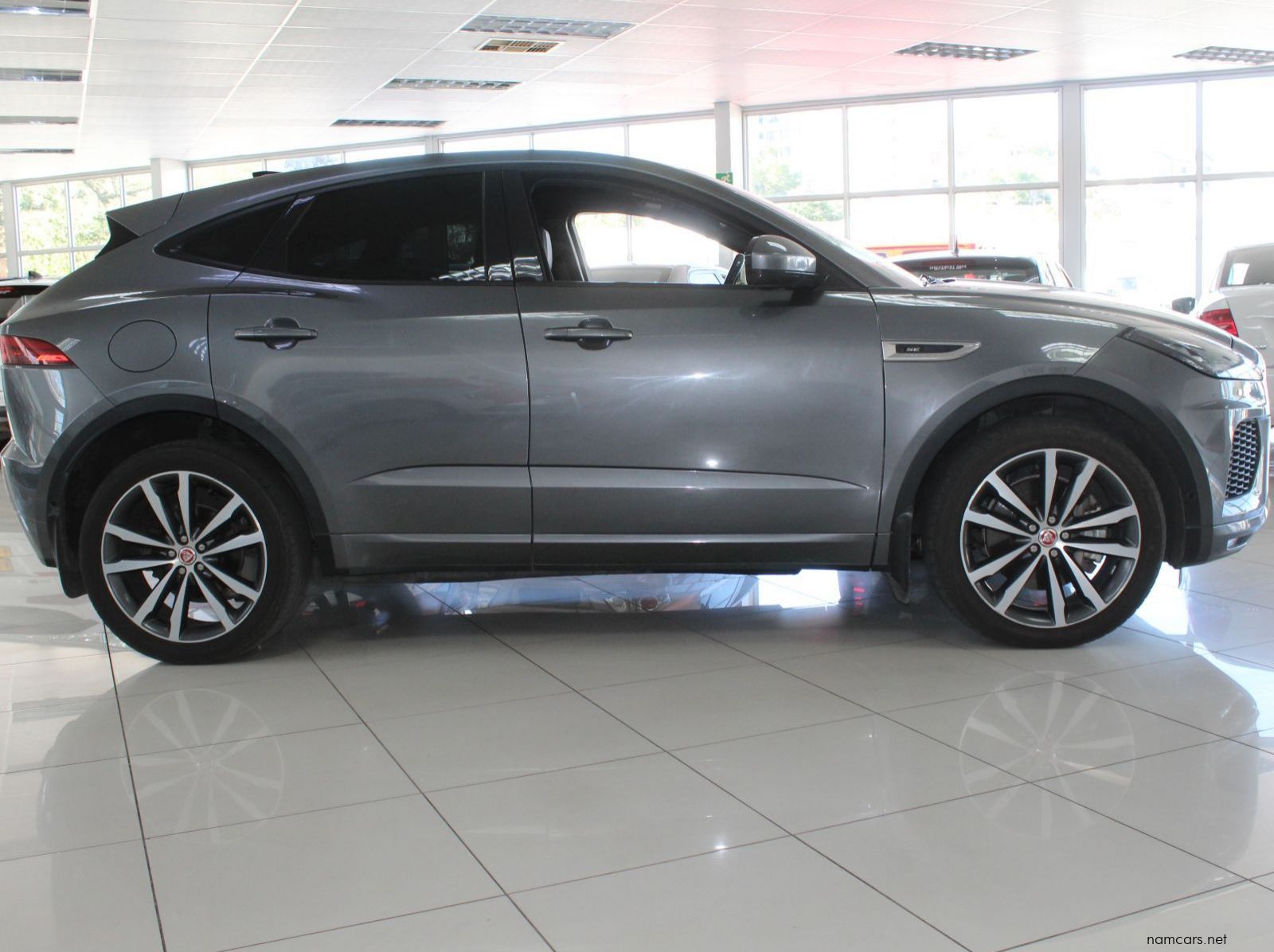 2019 Jaguar Jaguar E-Pace P250 pictures