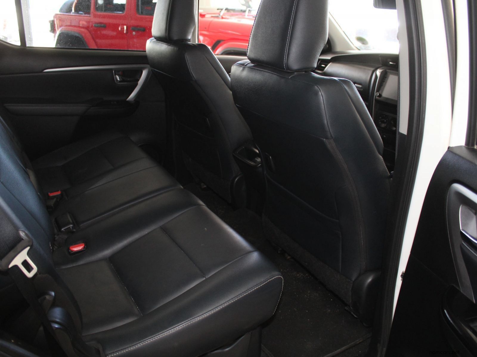 2025 Toyota Fortuner 2.4 GD6 4x4 auto pictures