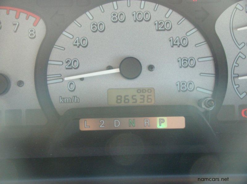 2006 Mitsubishi Delica pictures