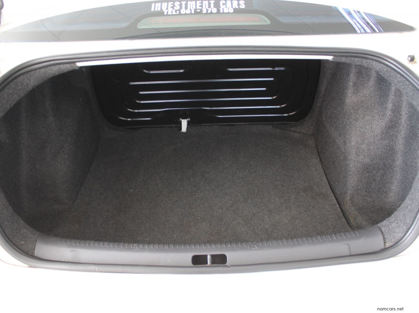 2013 Volkswagen Polo Classic Sedan pictures