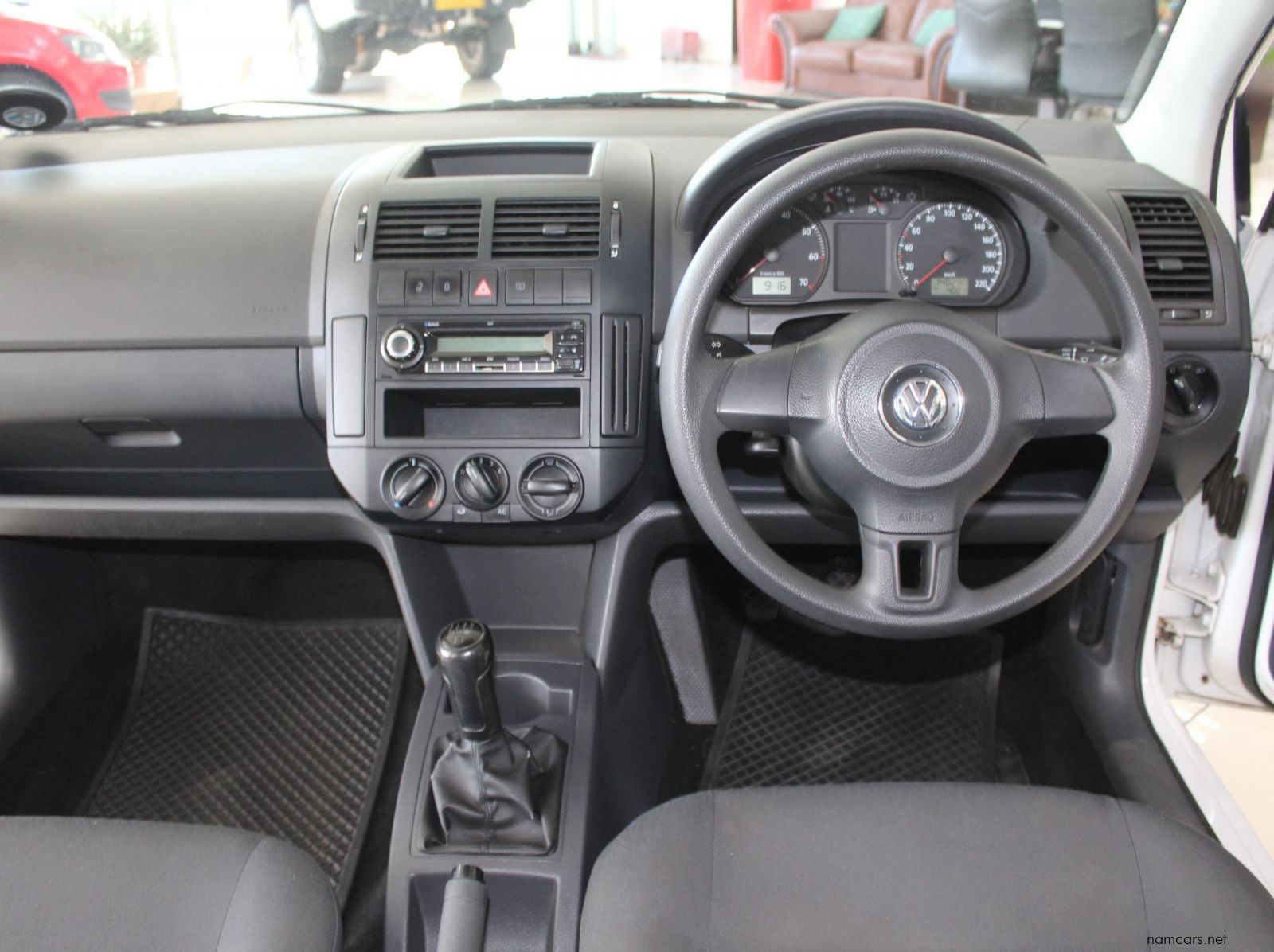 2013 Volkswagen Polo Classic Sedan pictures