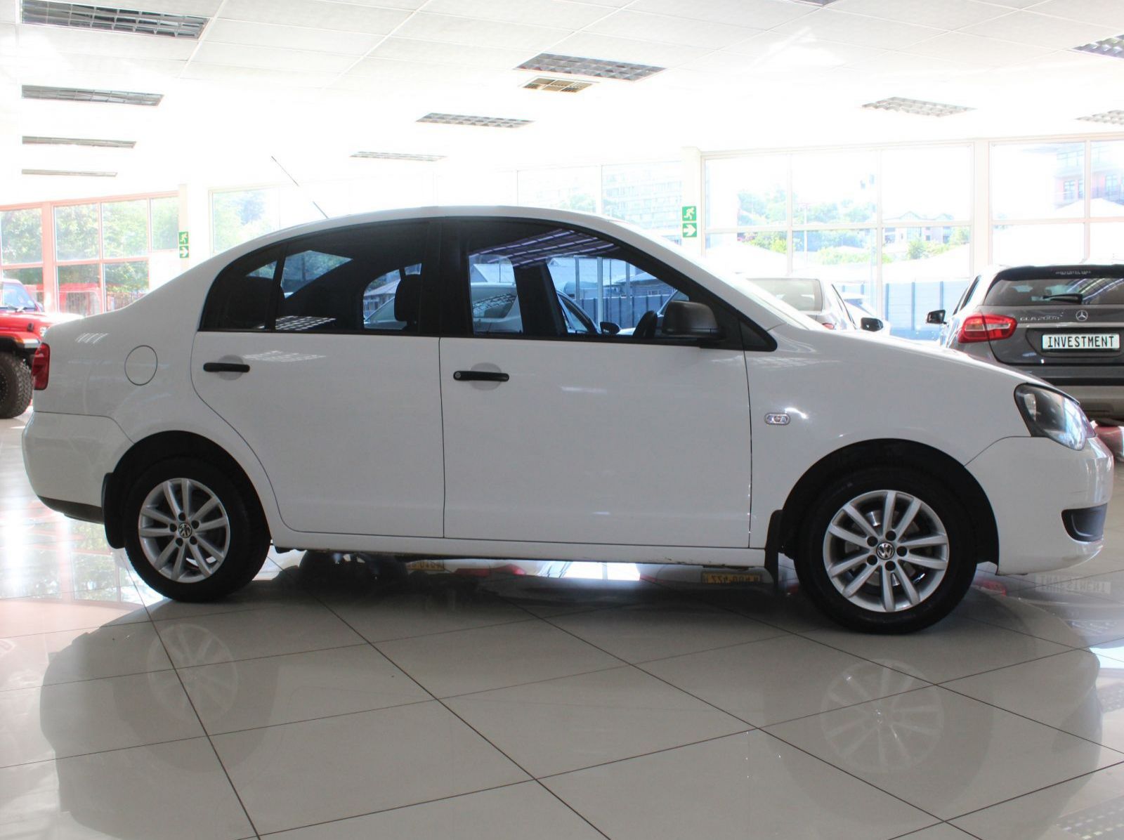 2013 Volkswagen Polo Classic Sedan pictures