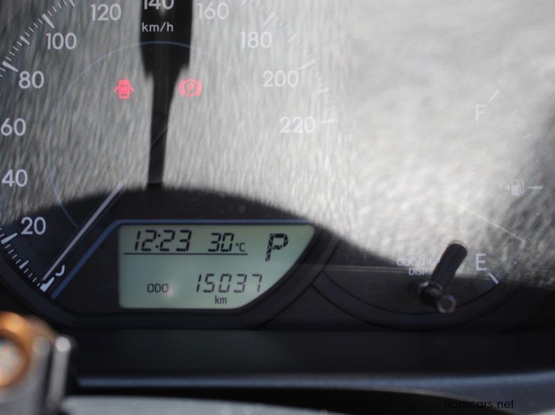 2018 Toyota YARIS 1.5 CVT XS pictures