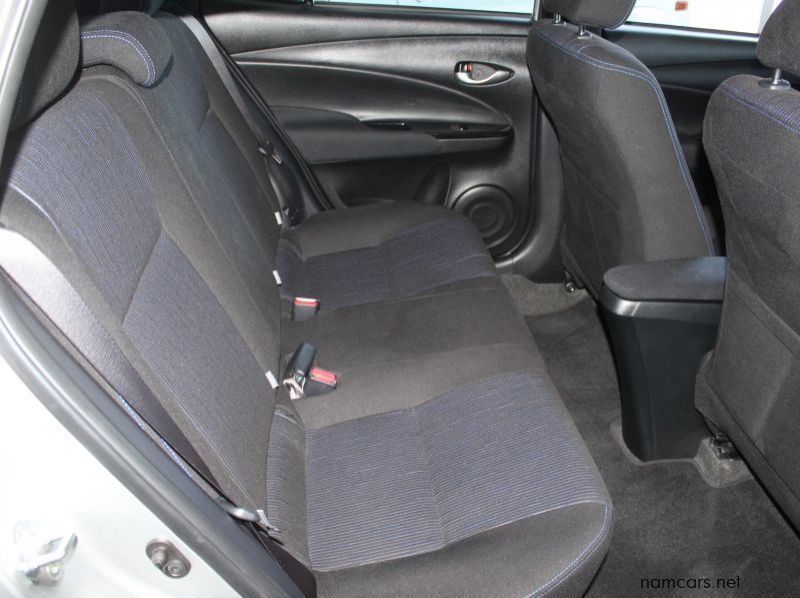 2018 Toyota YARIS 1.5 CVT XS pictures