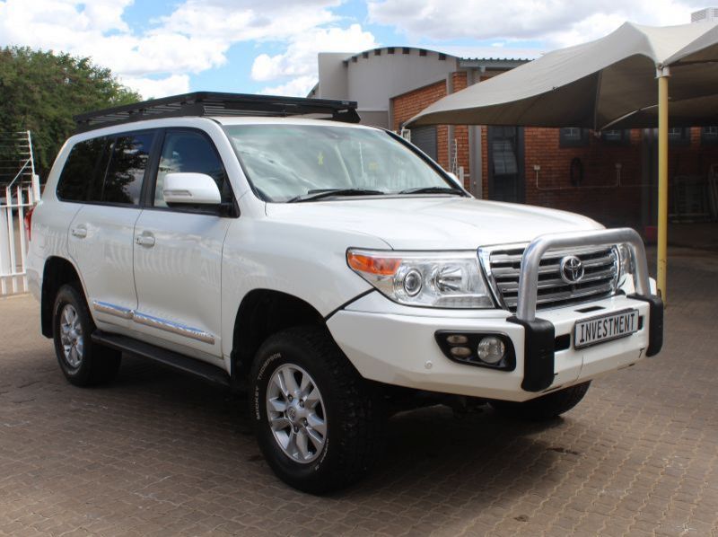 2012 Toyota LANDCRUISER 200SERIES 4.5V8 DIESEL VX pictures