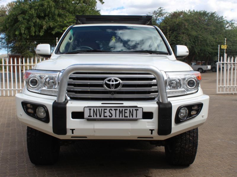 2012 Toyota LANDCRUISER 200SERIES 4.5V8 DIESEL VX pictures