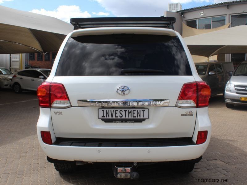 2012 Toyota LANDCRUISER 200SERIES 4.5V8 DIESEL VX pictures