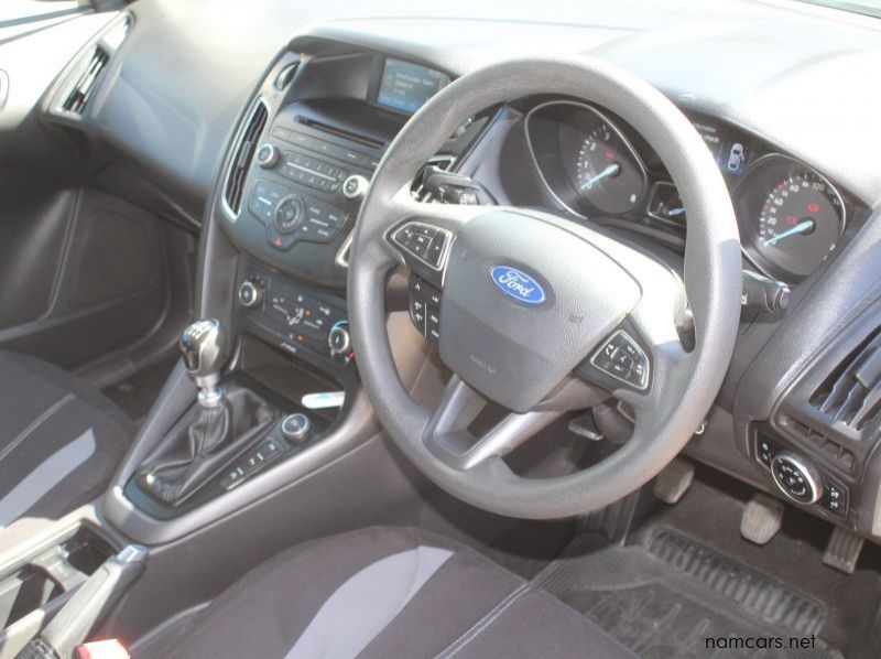 2016 Ford FOCUS ECOBOOST TREND pictures