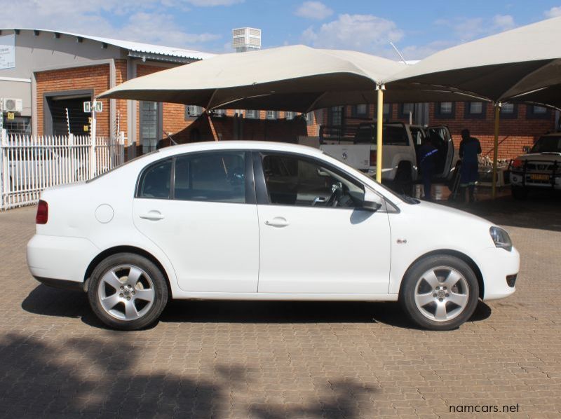 2016 Volkswagen POLO VIVO 1.4 TRENDLINE pictures