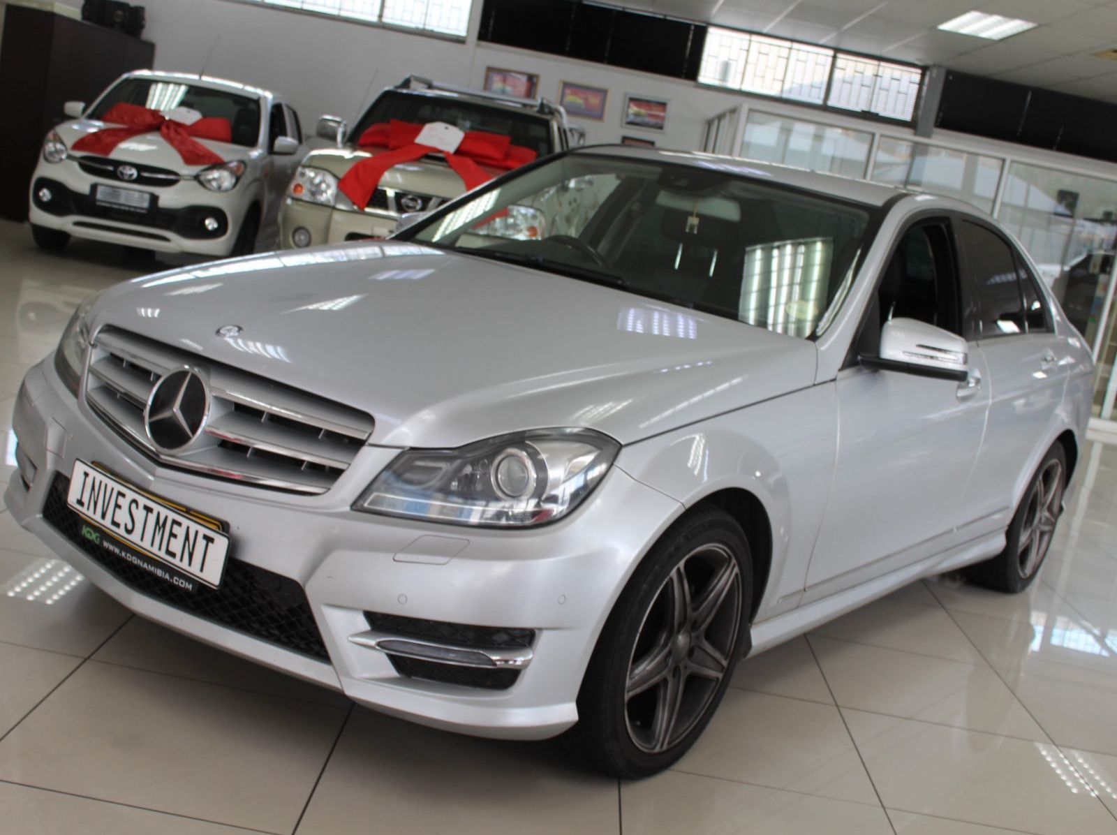 2014 Mercedes-Benz C180 Auto pictures