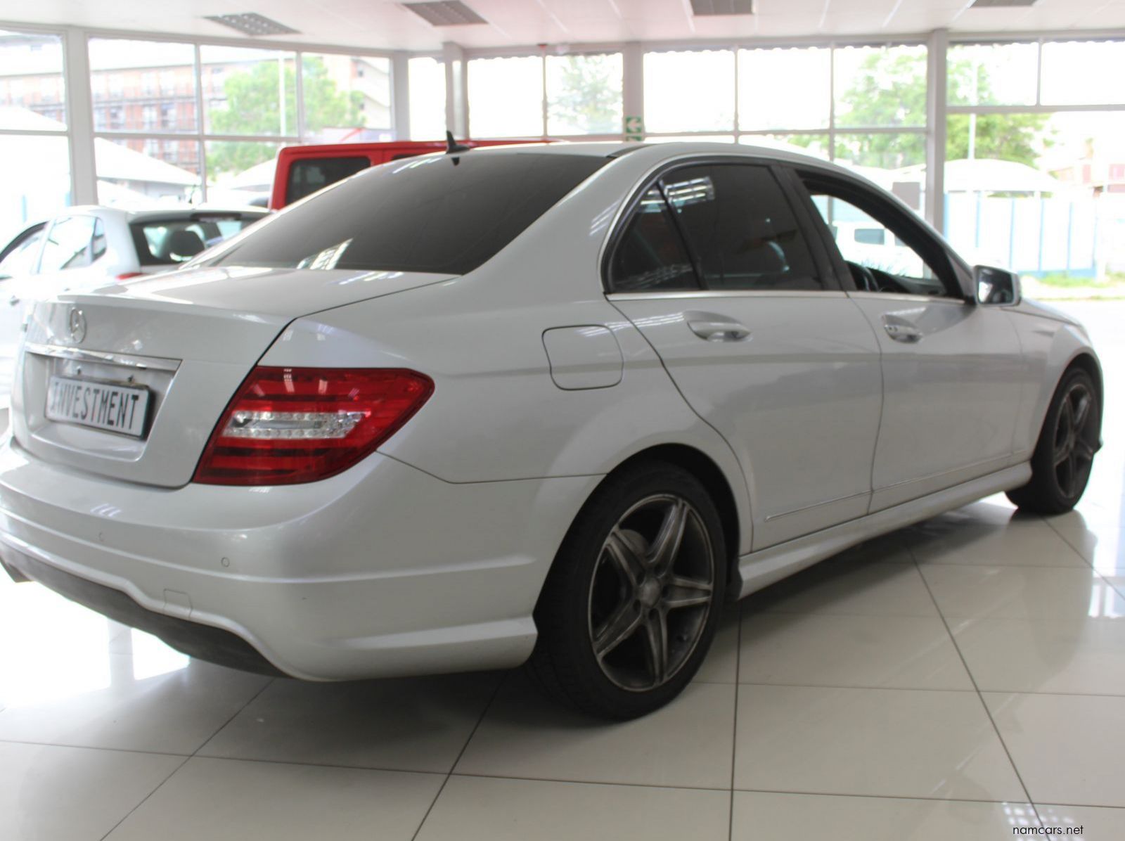 2014 Mercedes-Benz C180 Auto pictures