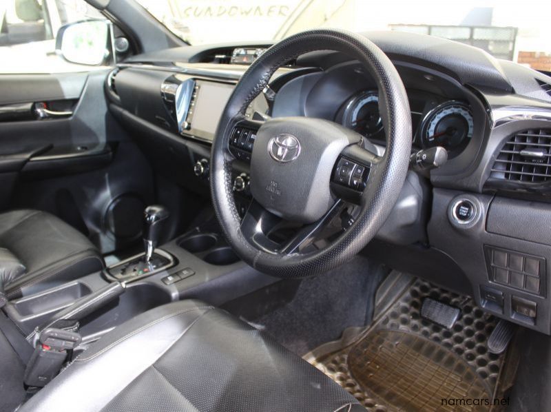 2019 Toyota HILUX 2.8GD6 D/C A/T 4X4 LEGEND50 pictures