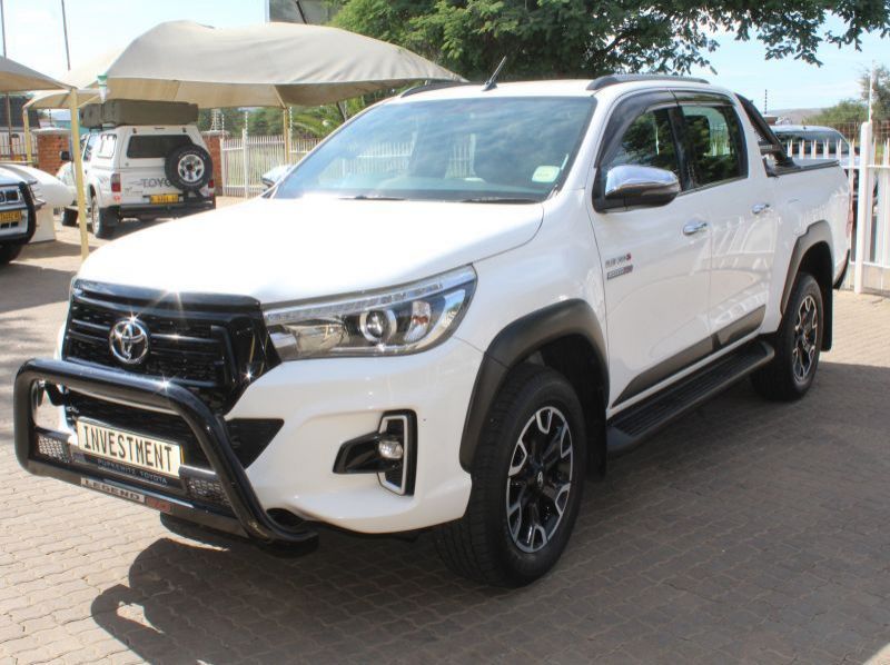 2019 Toyota HILUX 2.8GD6 D/C A/T 4X4 LEGEND50 pictures