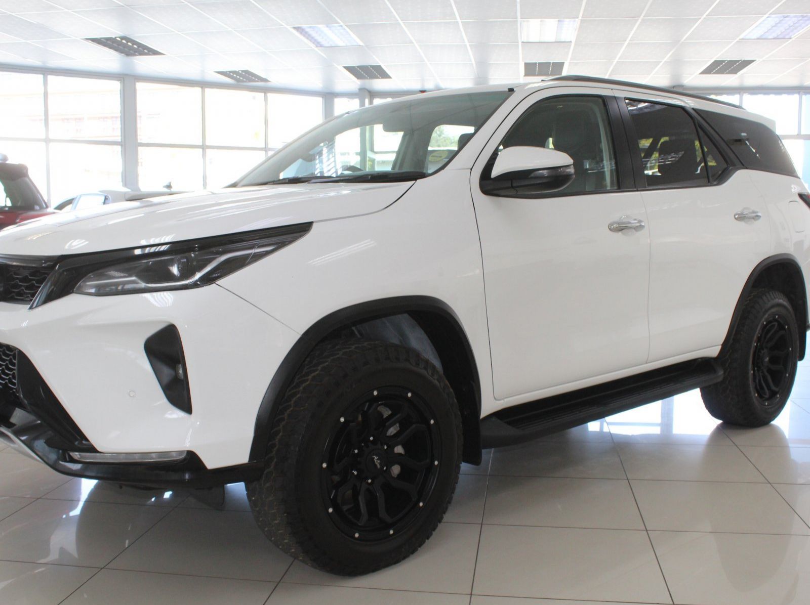 2025 Toyota Fortuner pictures