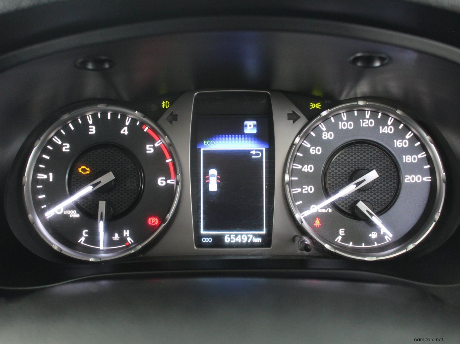 2025 Toyota Hilux 2.4GD6 pictures