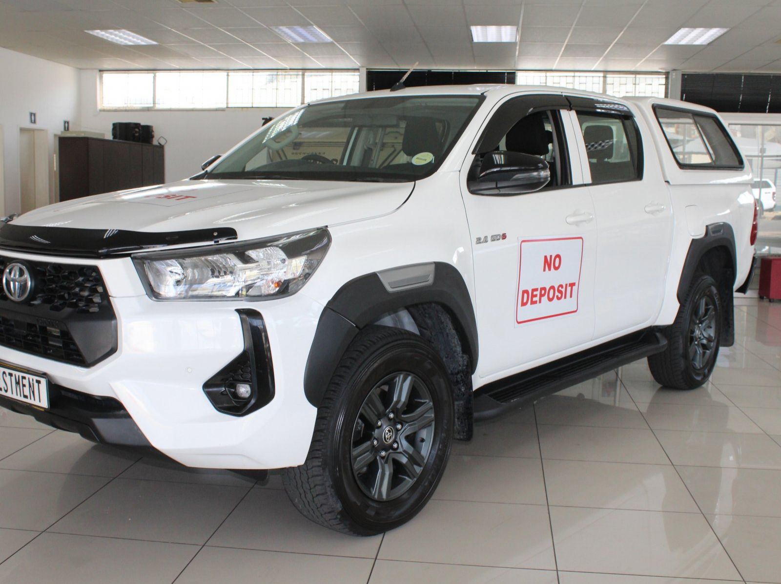 2025 Toyota Hilux 2.4GD6 pictures